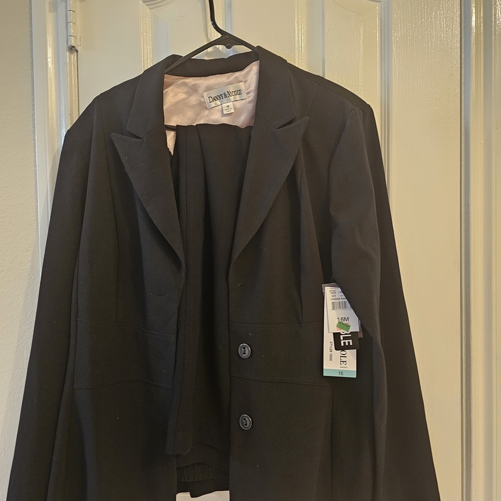 JCPenney Classic Black Women's Blazer With Pants